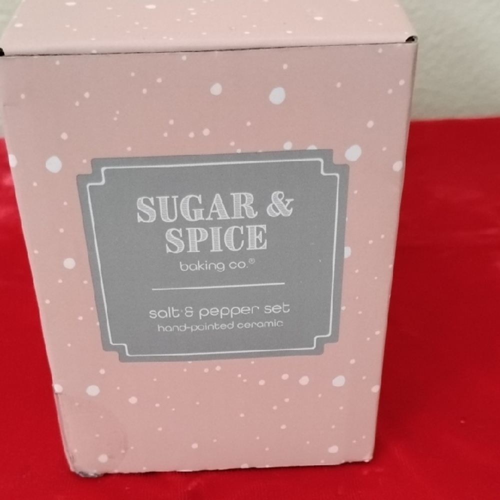 D- NWT Snowman Salt and Pepper Shaker Set - Picture 5 of 9